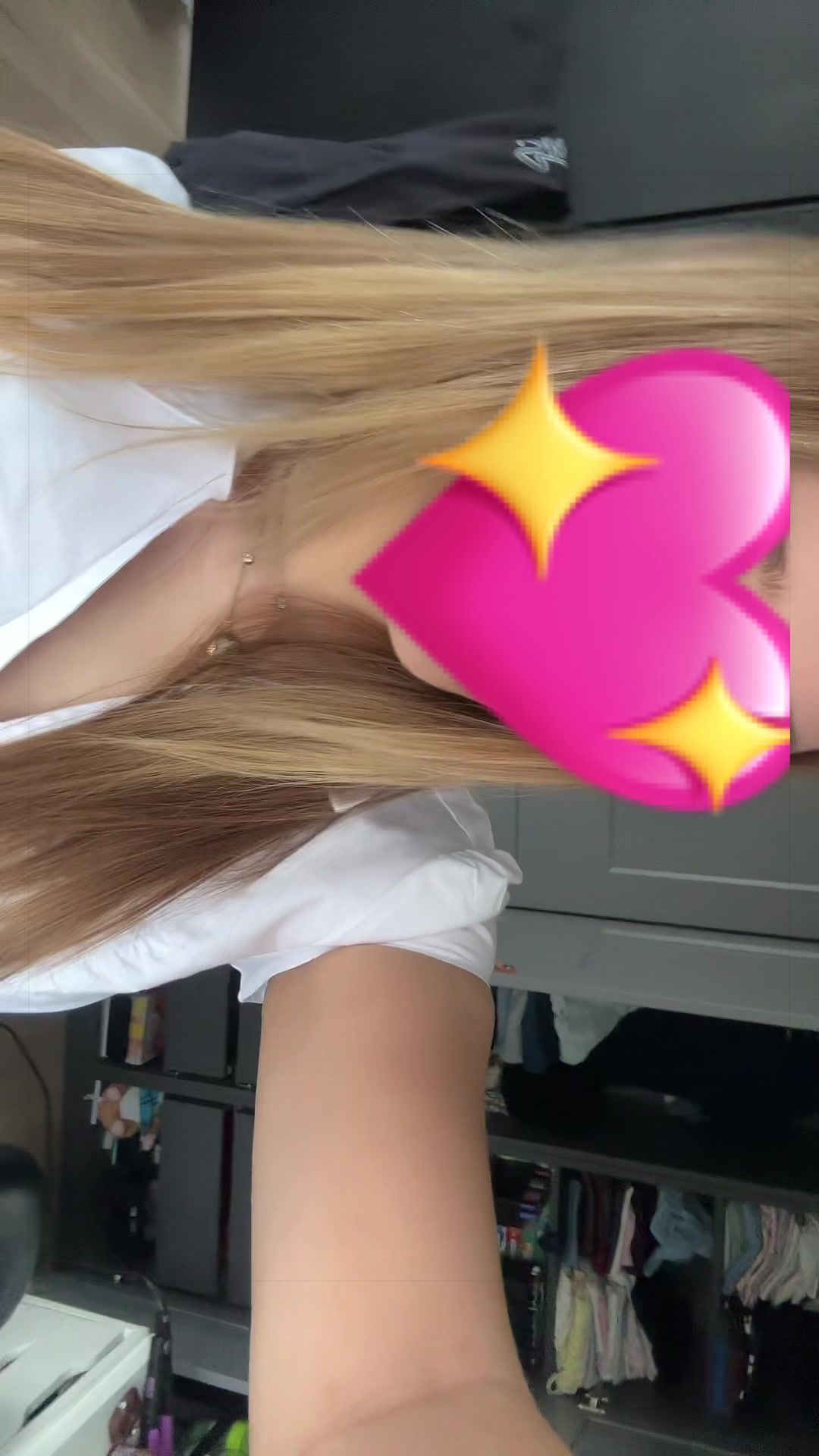 @★ 𝒞𝒽𝒶𝓇 ★
