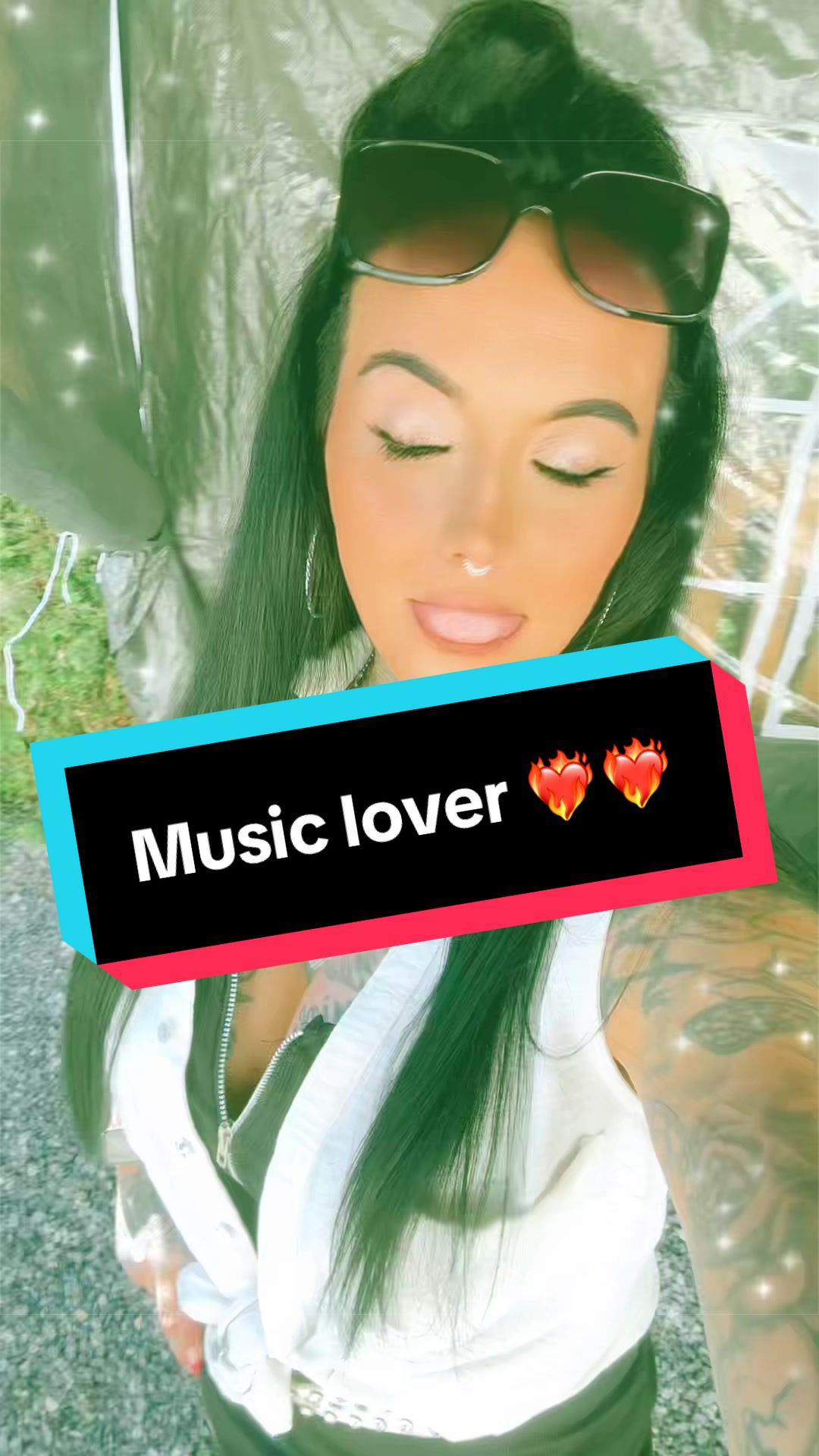 @Elisiabettyboob