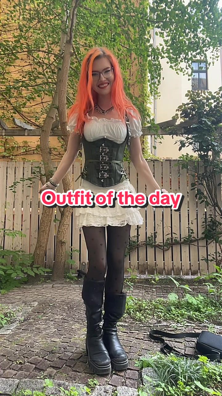 @flyfly_cw
