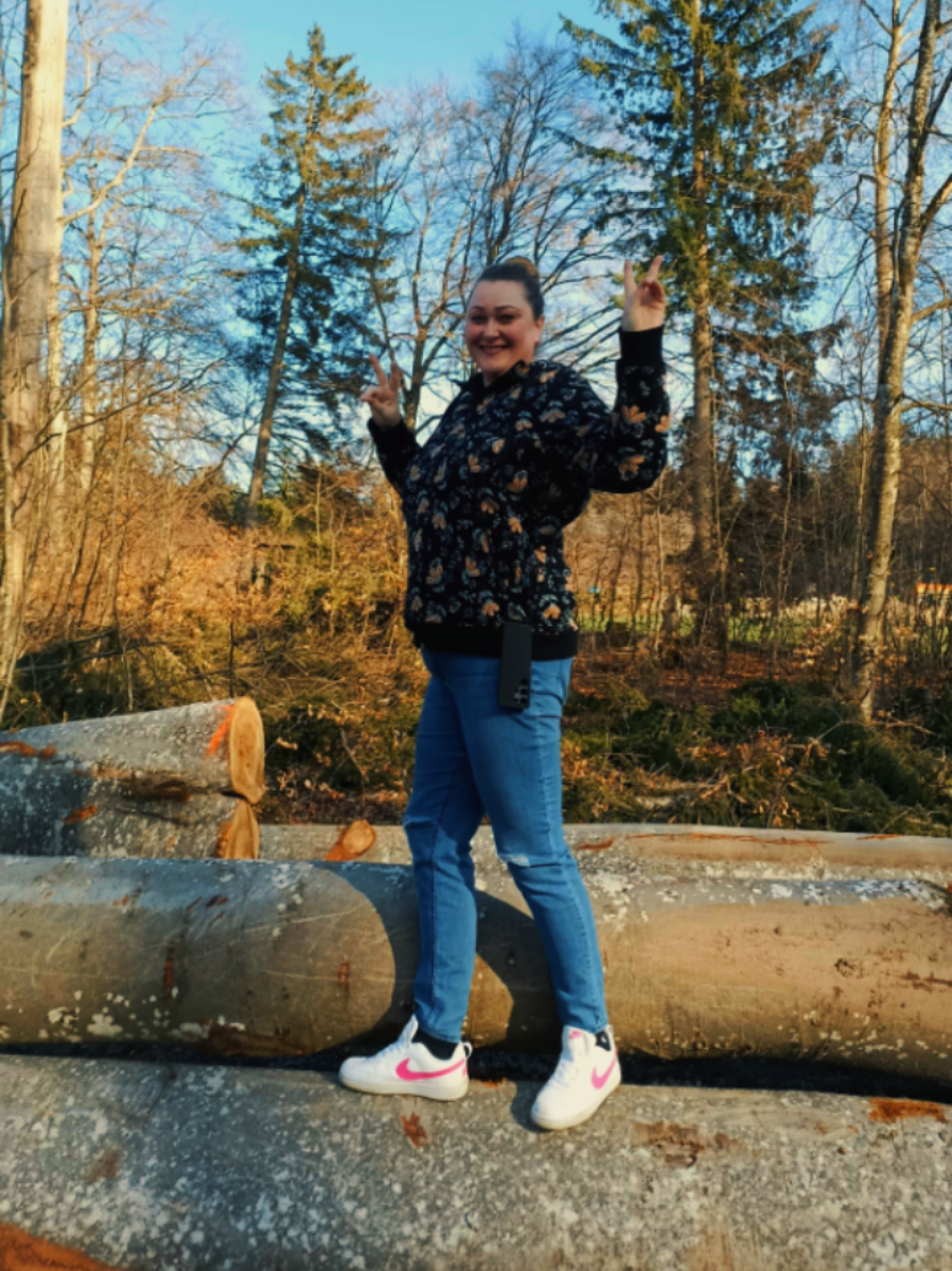 @𝗖𝗮𝗿𝗶𝗻𝗮 🦋✨