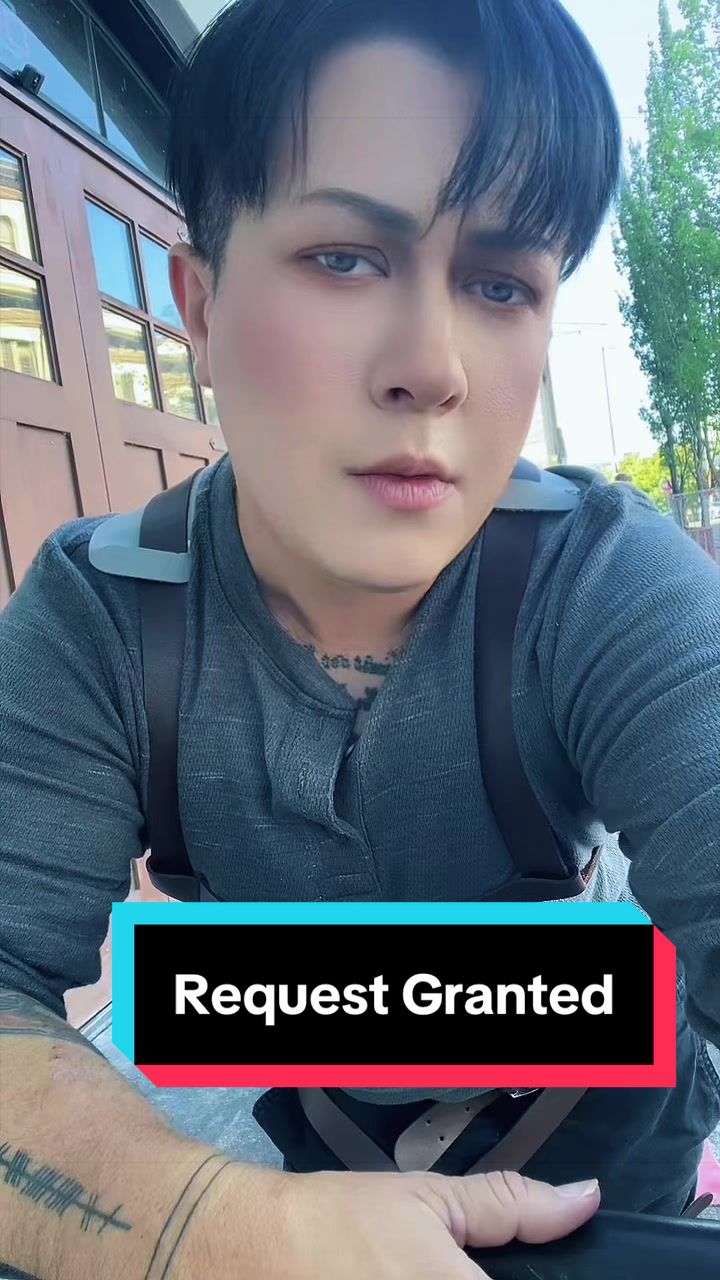 @AngryHanjiCosplay