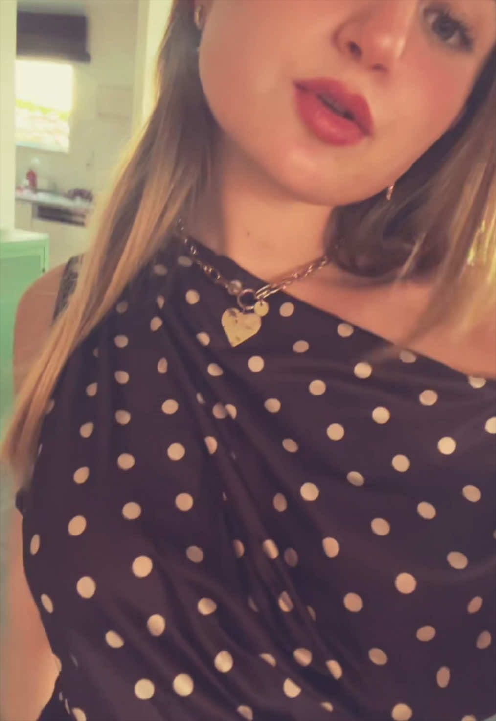 @Έλλα✞💌