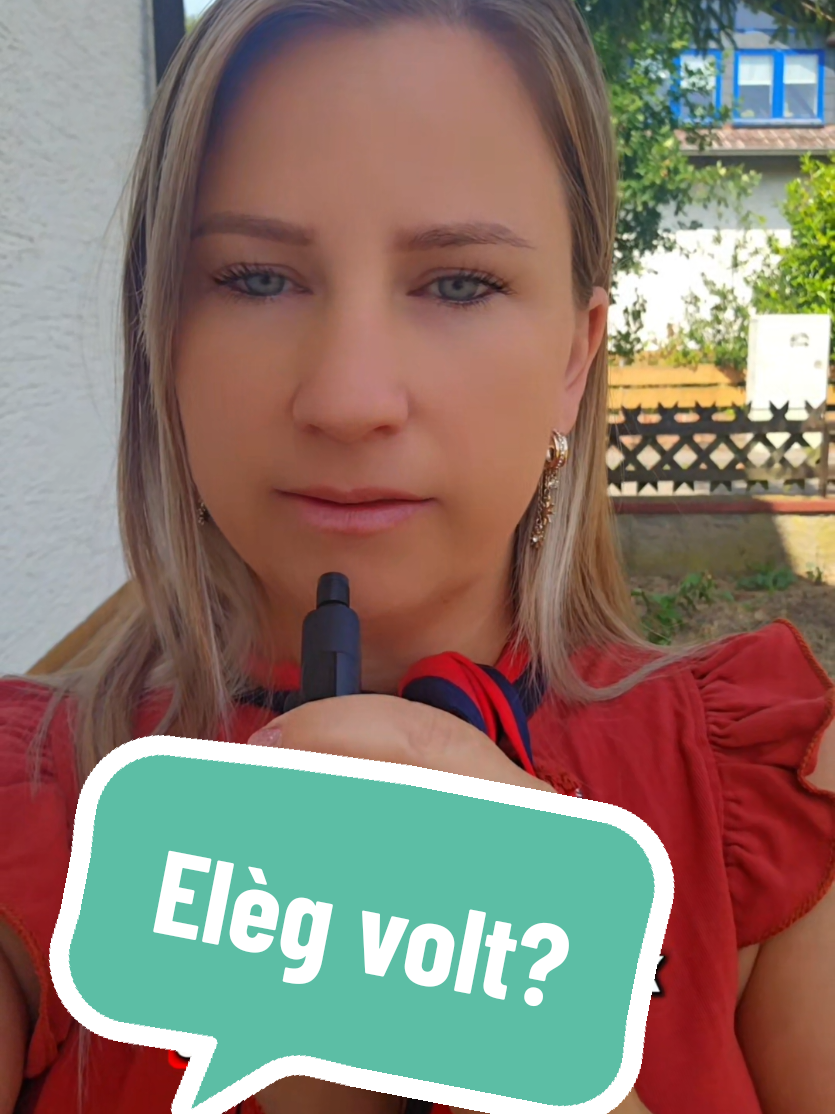 @Betti 🇩🇪🇭🇺