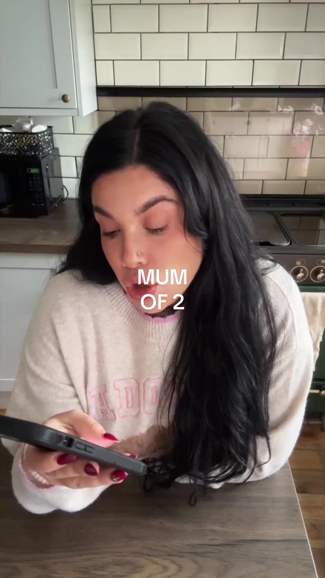 @MrsHemingway