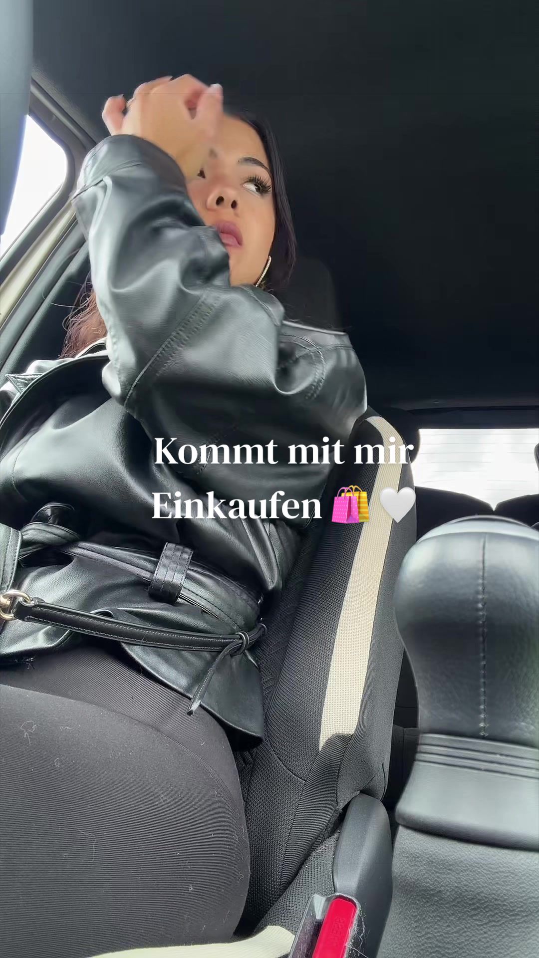 @𝐒𝐀𝐑𝐀𝐇 𝐒𝐎𝐏𝐇𝐈𝐄 🦋