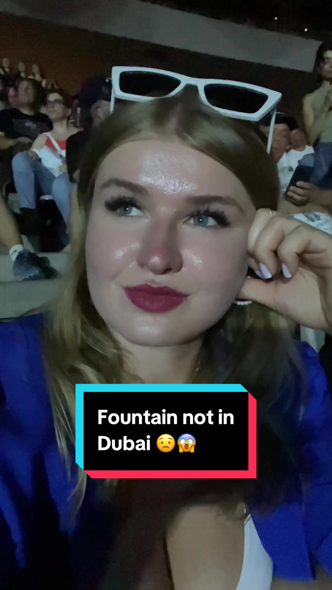 @adventana_