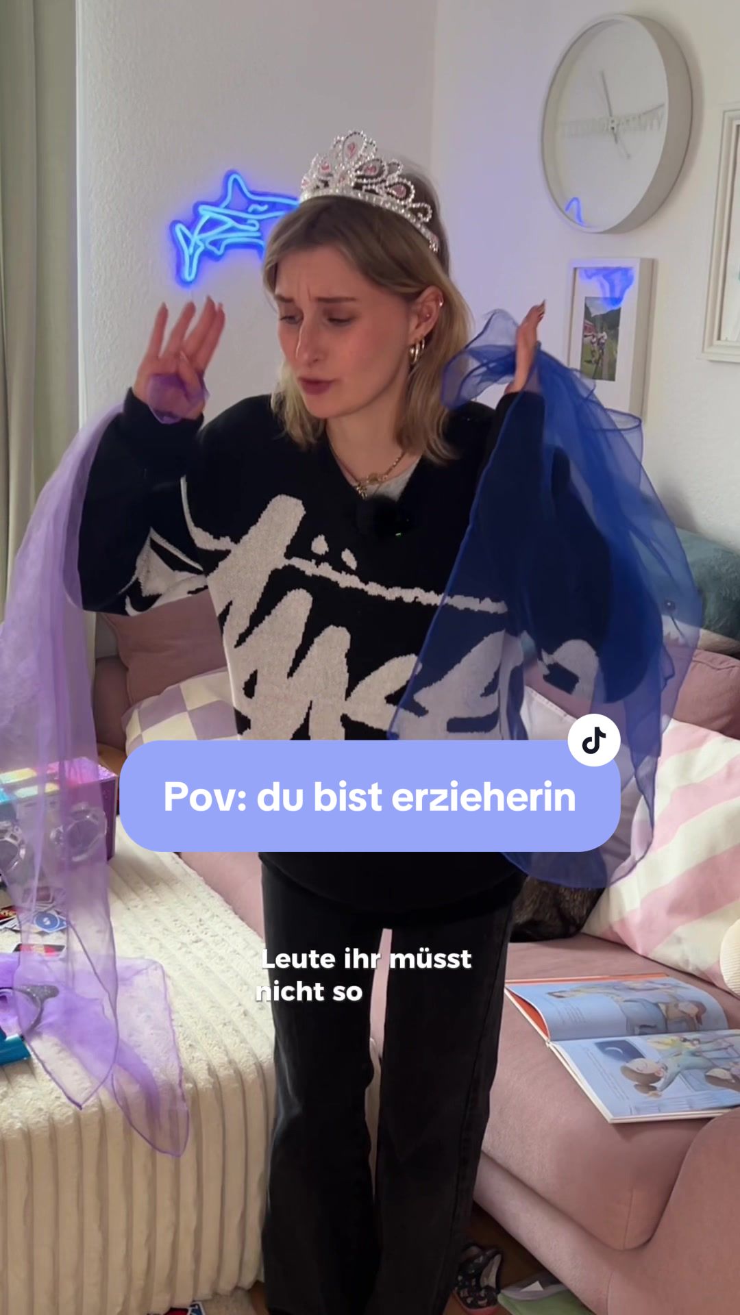 @SofiaSophie 🦈🪩✨