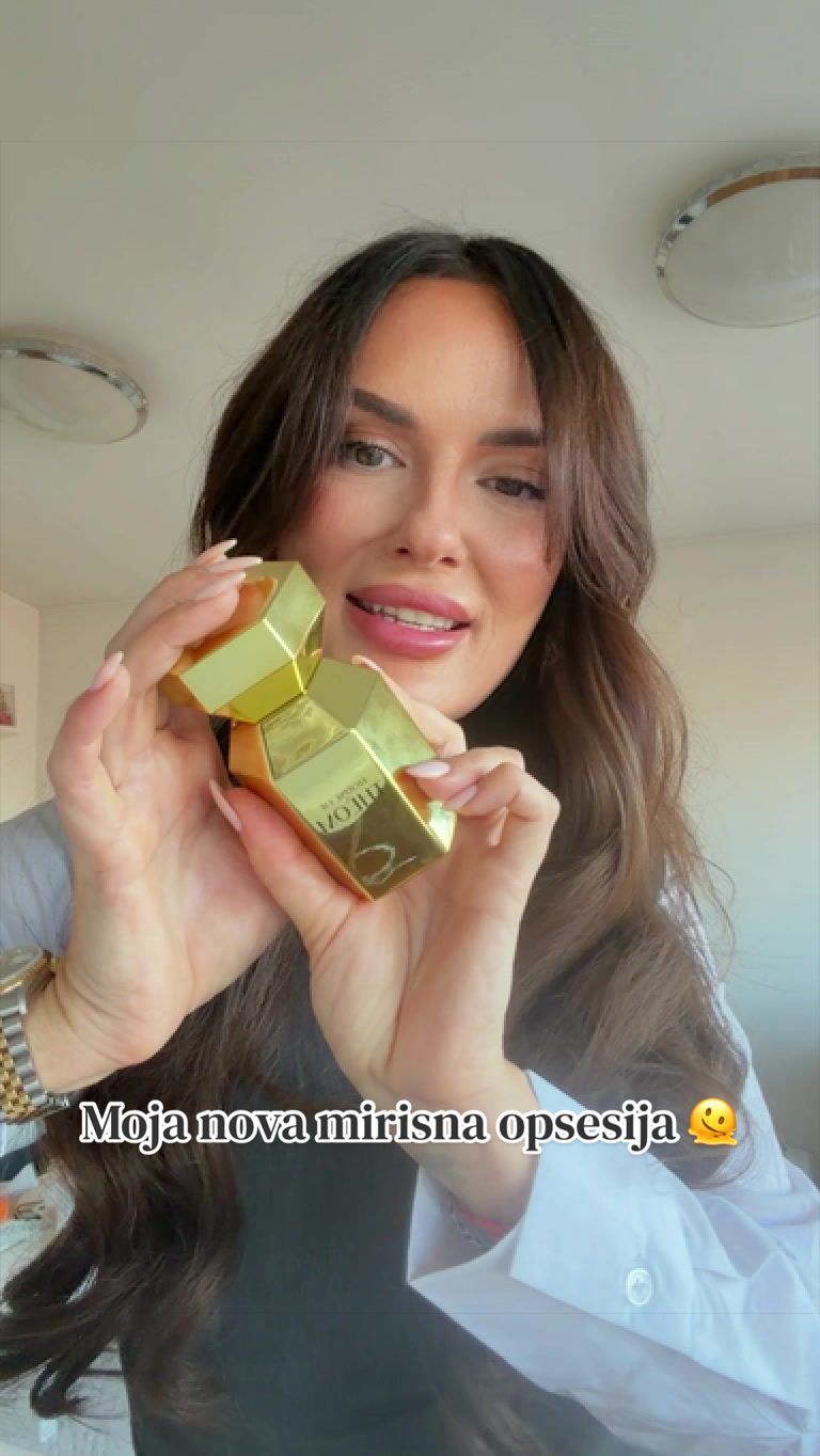 @Ana Ude