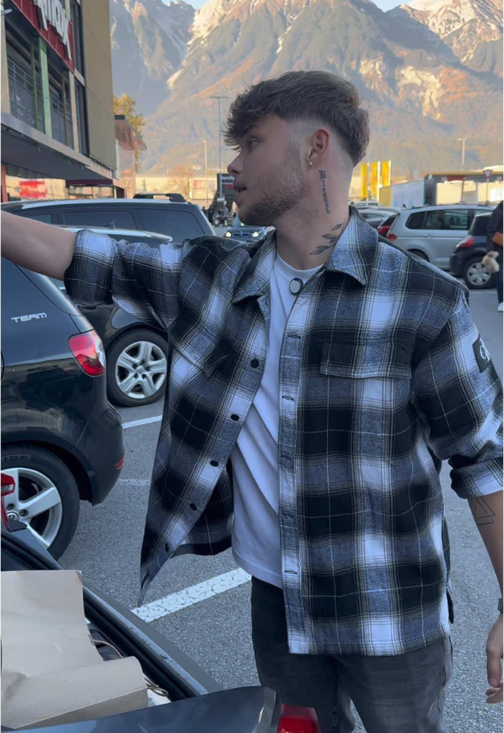 @𝔄𝔫𝔡𝔯𝔢