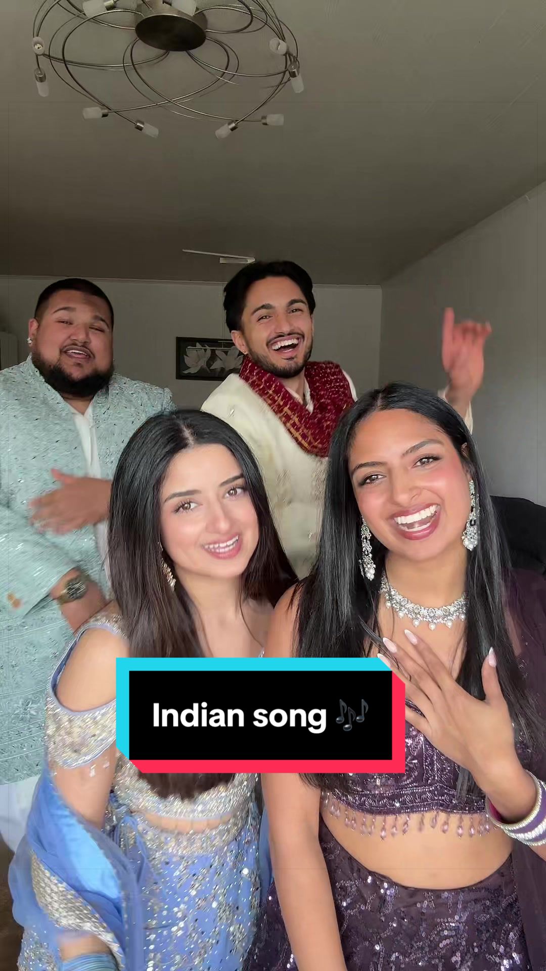 @KeepingupwiththeIndians