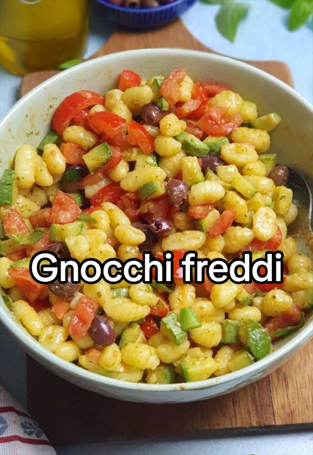 @MoltoFood