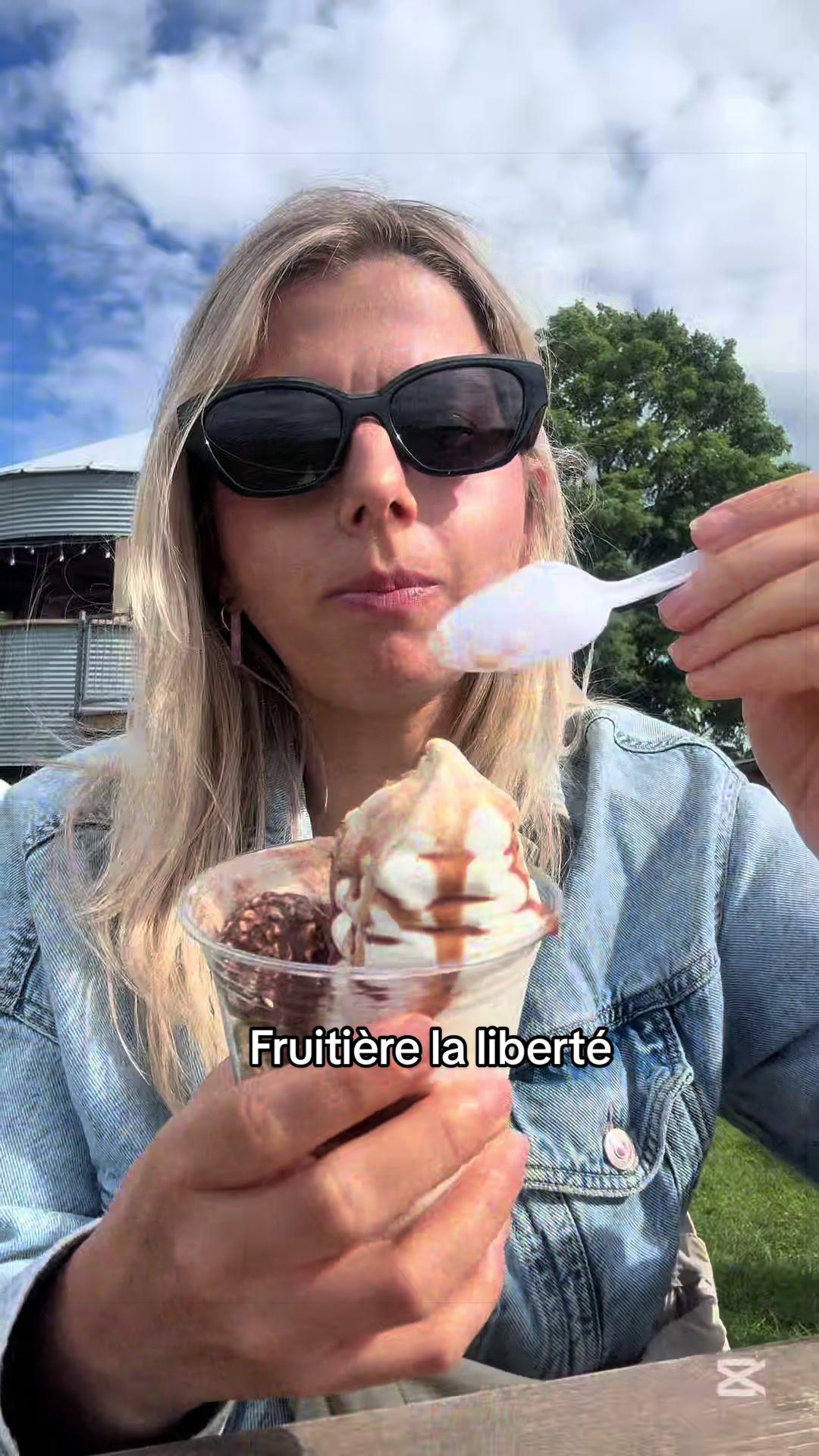 @mel_auquebec