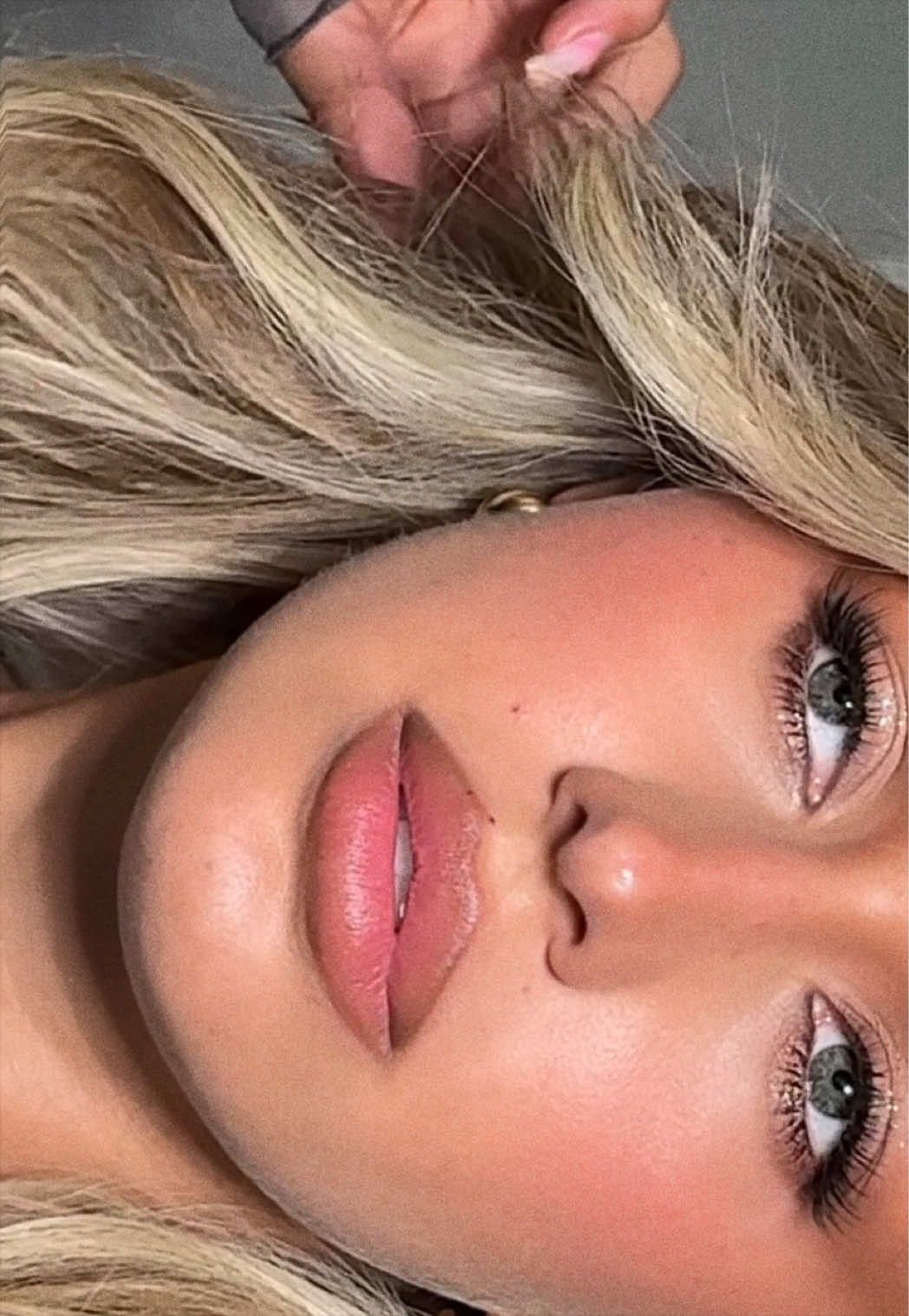 @dominika_makeup