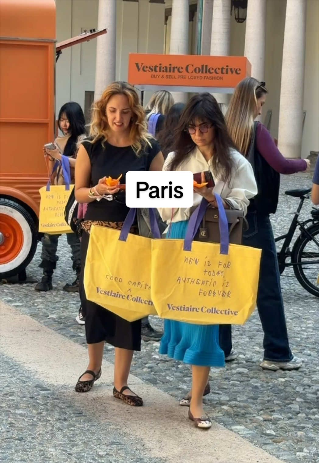 @Vestiaire Collective