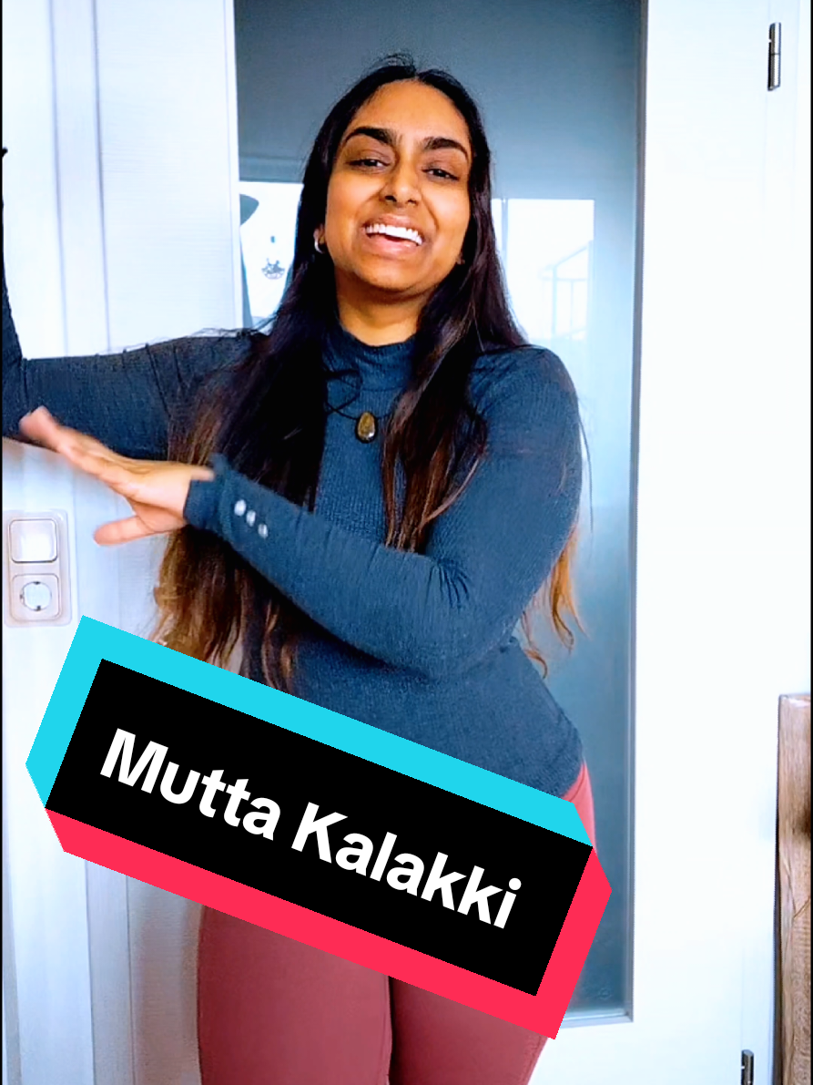 @WhoAmISarah