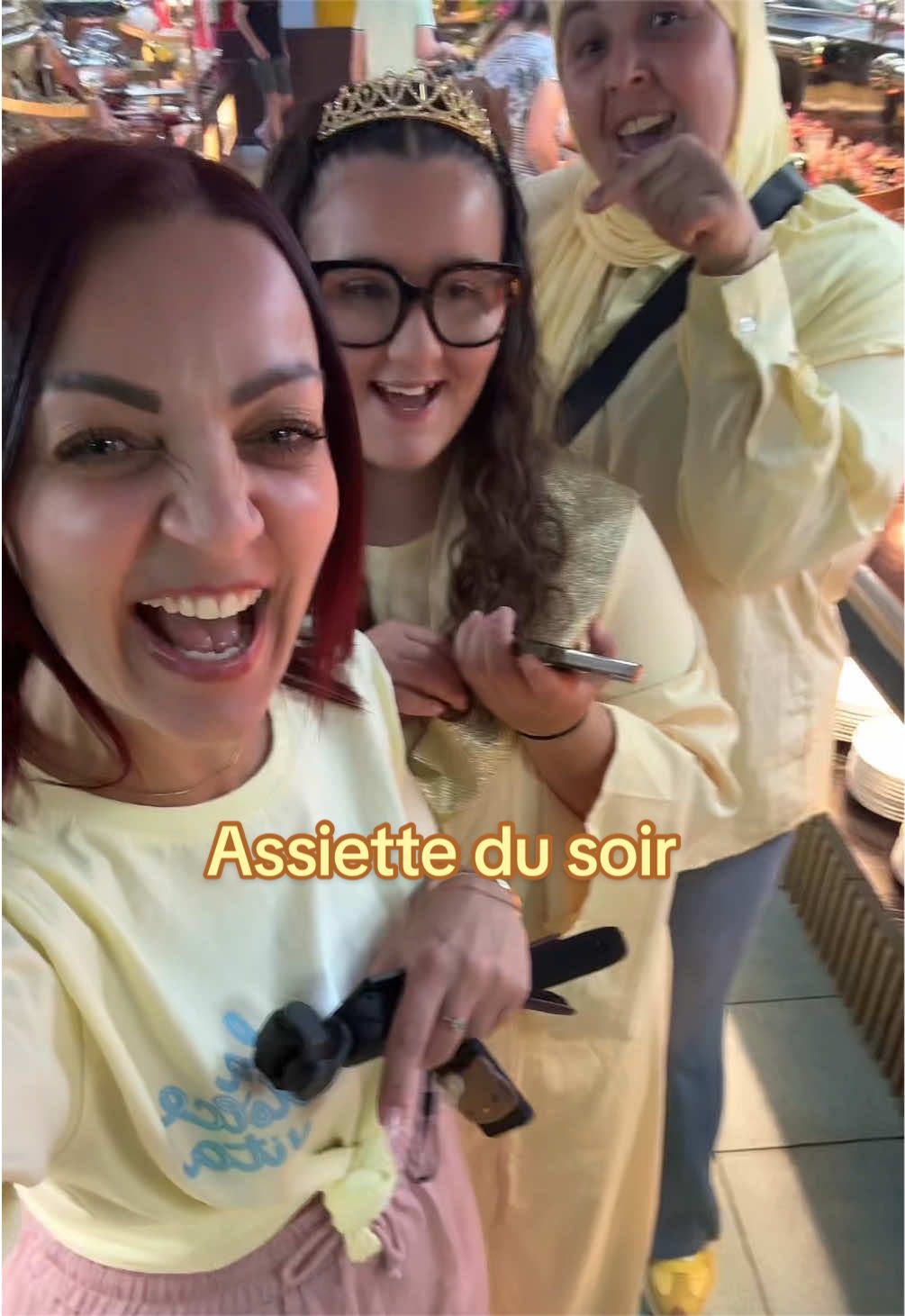@🌺 𝒜𝒶𝓇𝑜𝓃𝒶𝓃𝒹𝓂𝒶𝓂𝓈 🤍