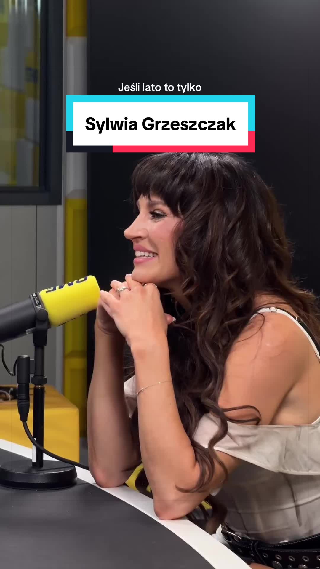 @Warner Music Poland