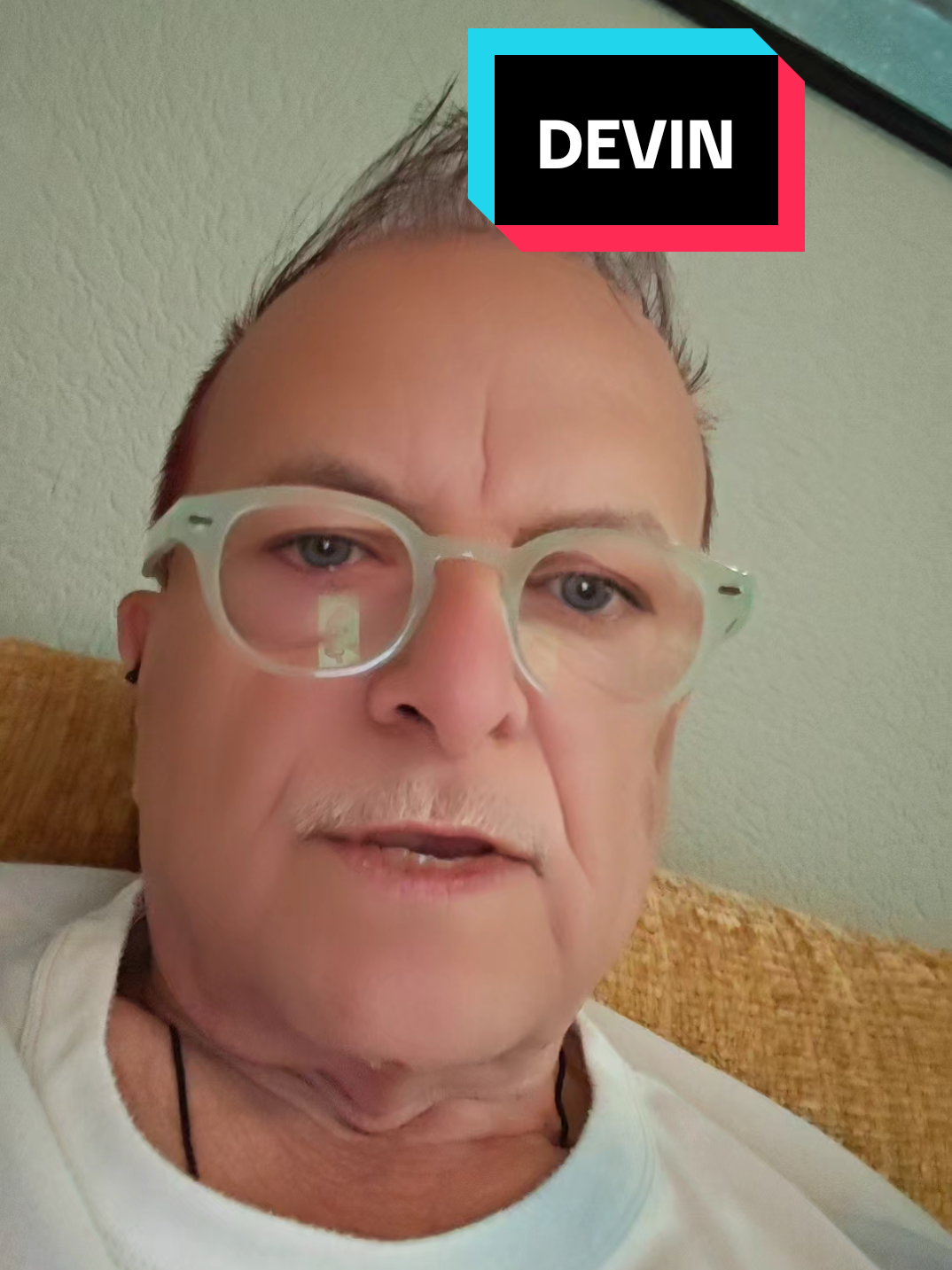 @Freiherrvdtrenck, Lehrer