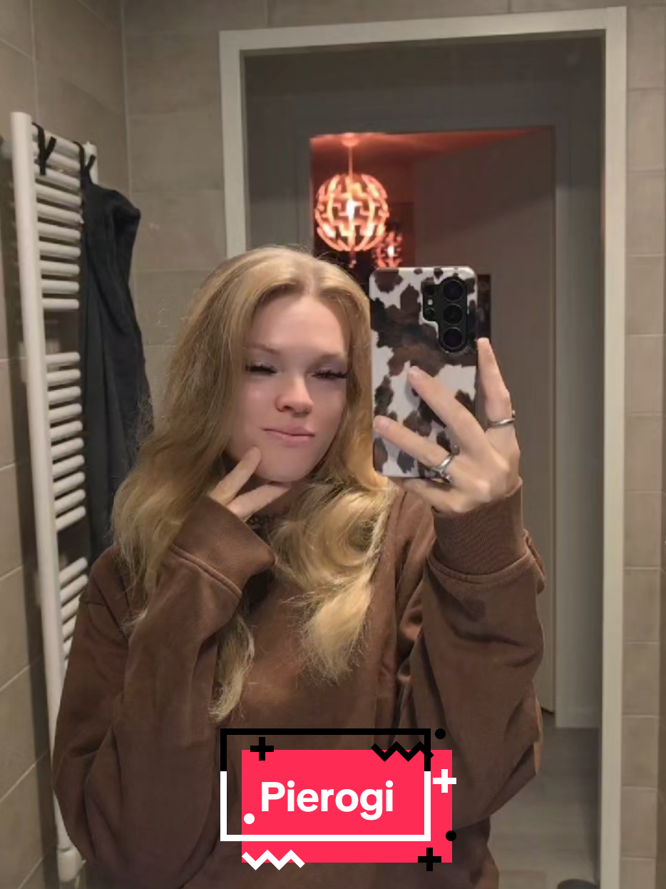 @lalaesmee