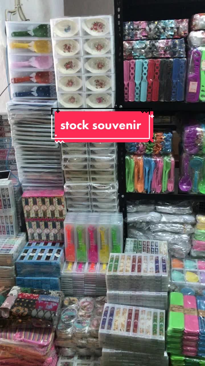 @Nuansa Seni Souvenir 3