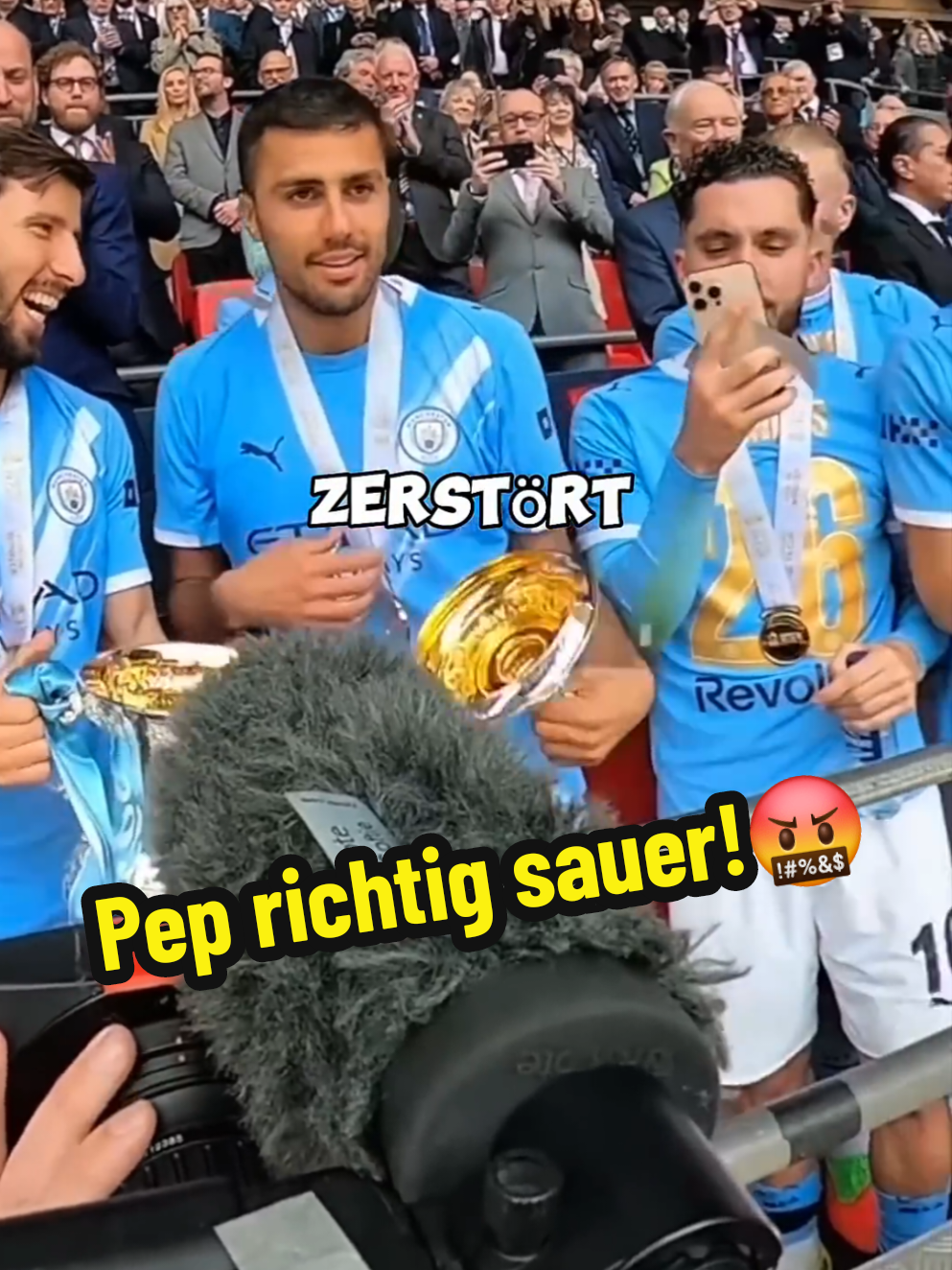 @Footballzfinezt