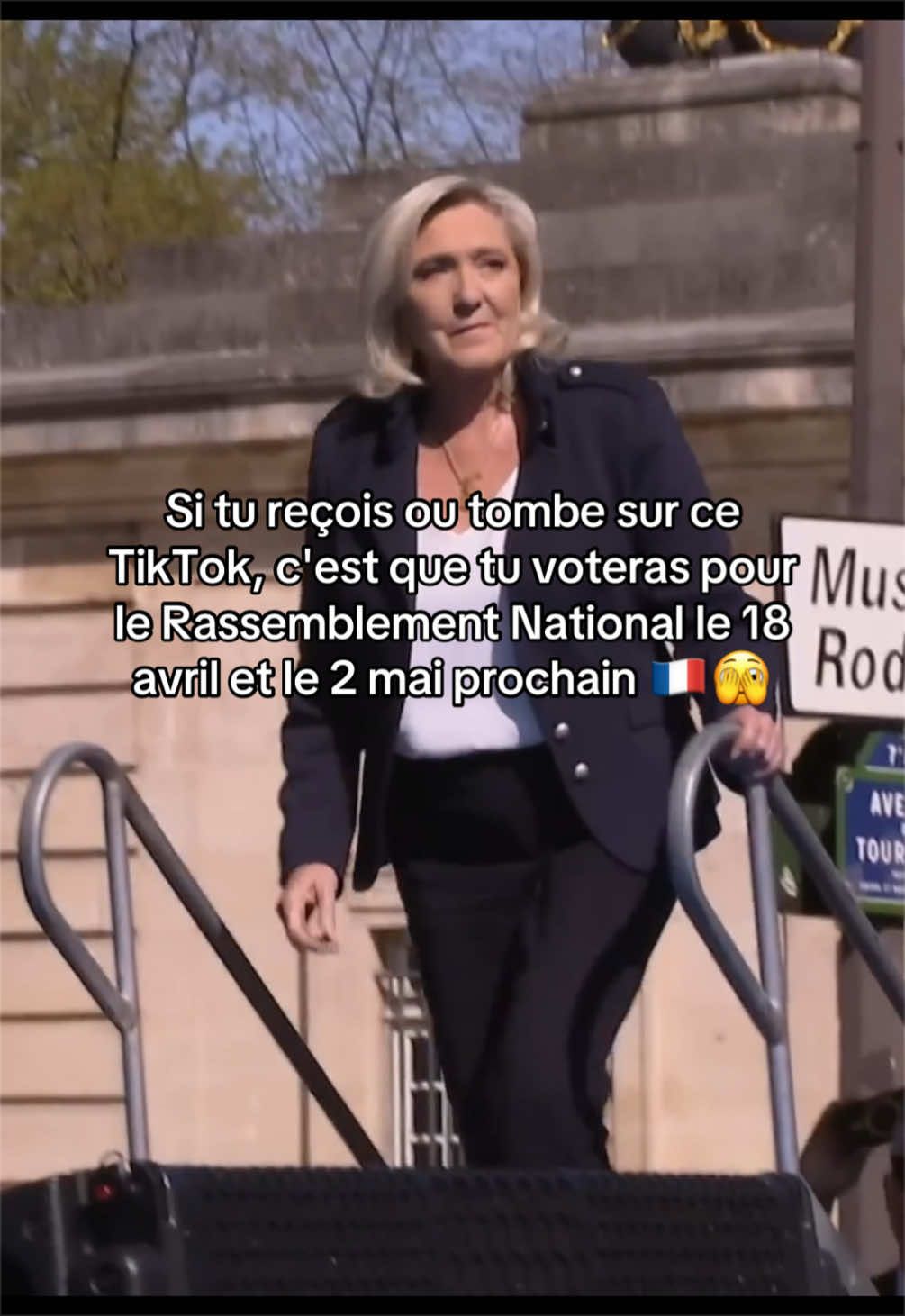 @Marine Présidente fr ®