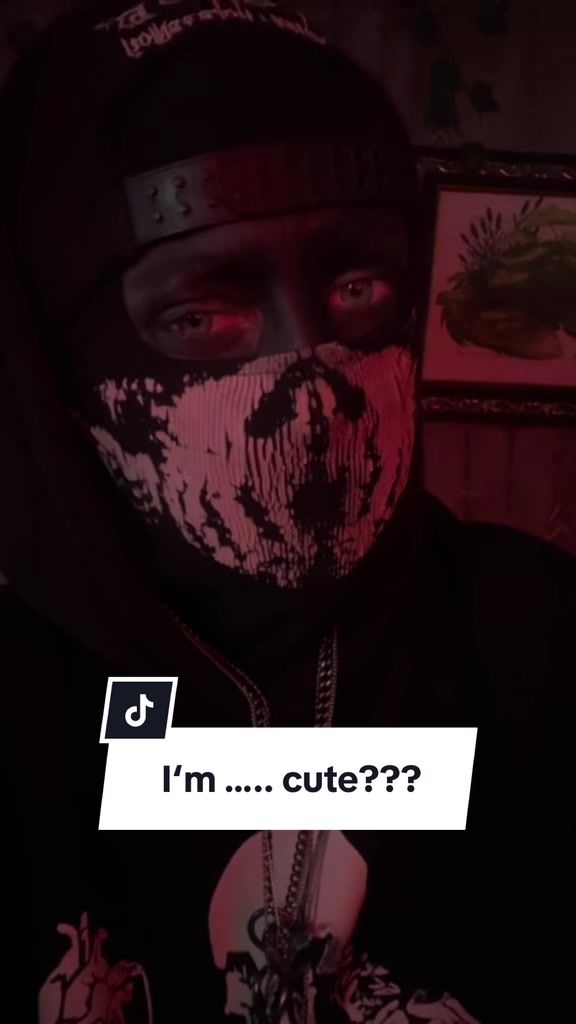@Bl4cKSm0ke13
