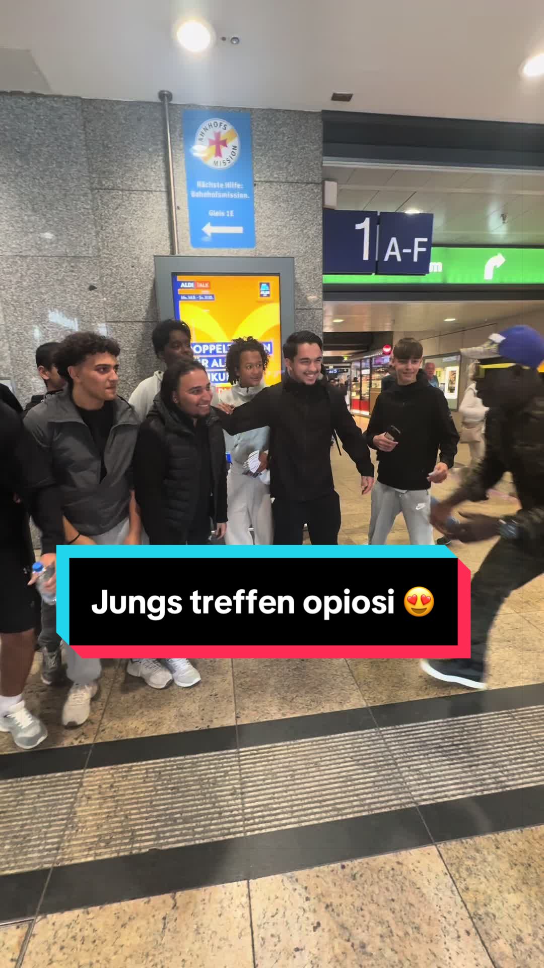 @Opiosi