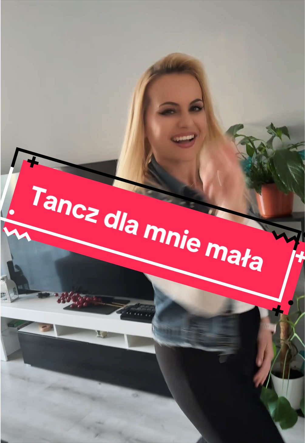@ELA KLIŚ Wokalistka Dance