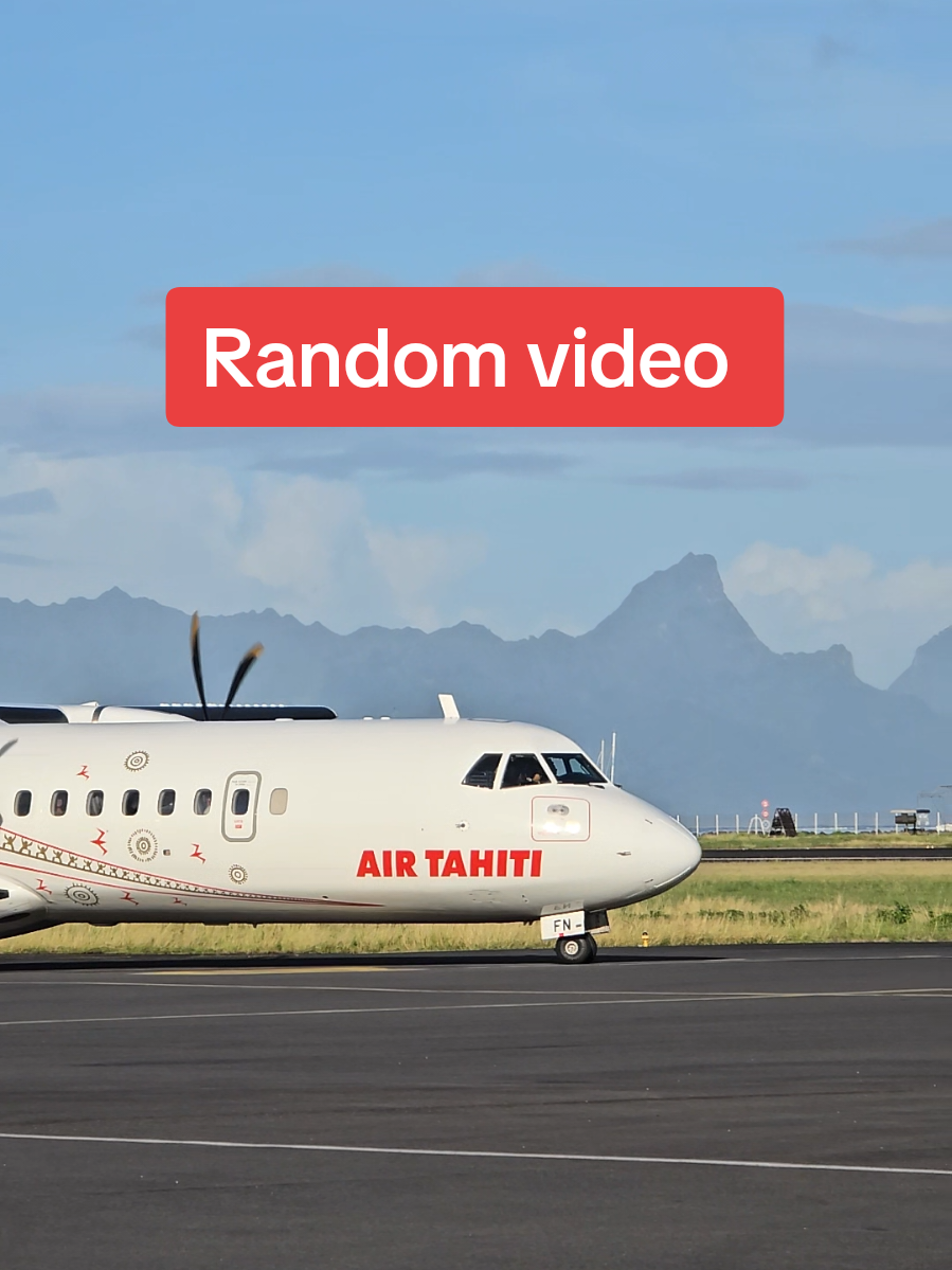 @Travel with an aviator