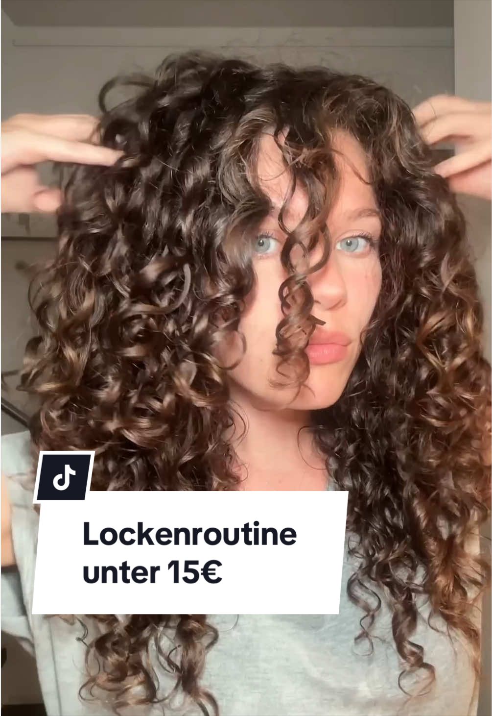 @marieschnoell