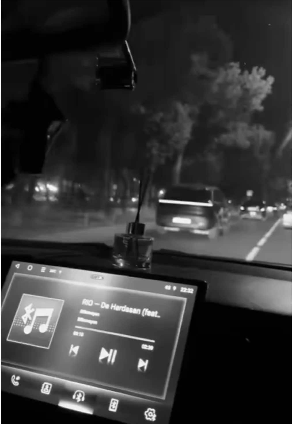 @🖤