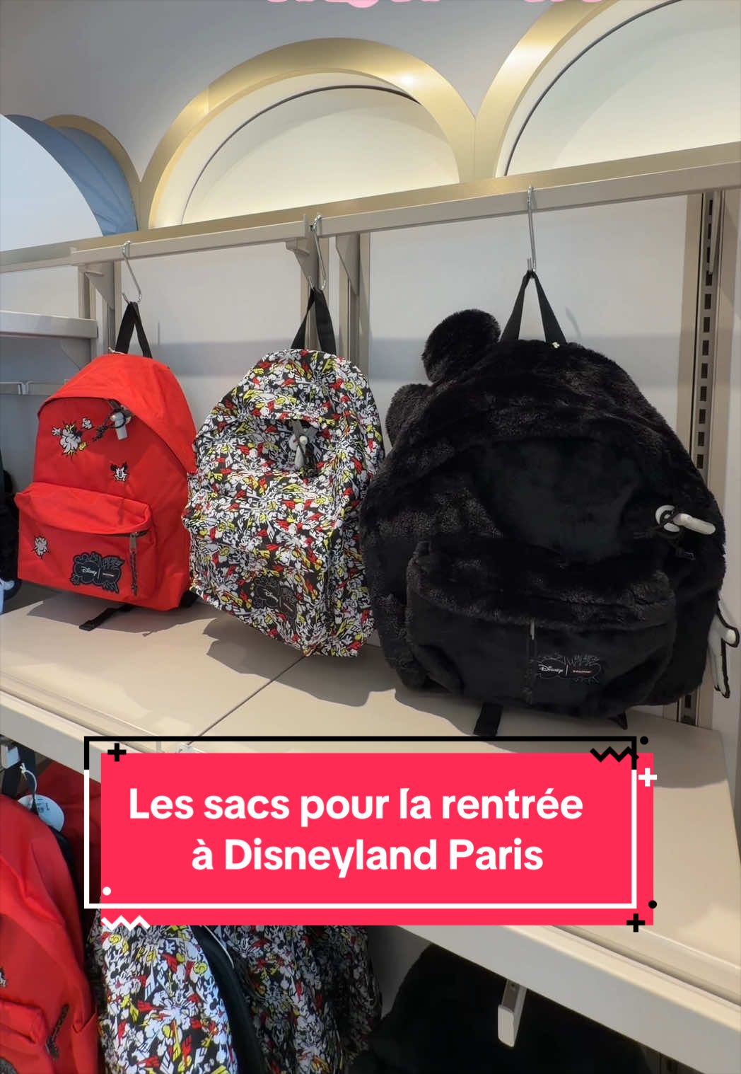 @Julie 🎀 | Disneyland Paris