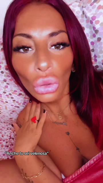 @JennyferZebrottina🦋🍒