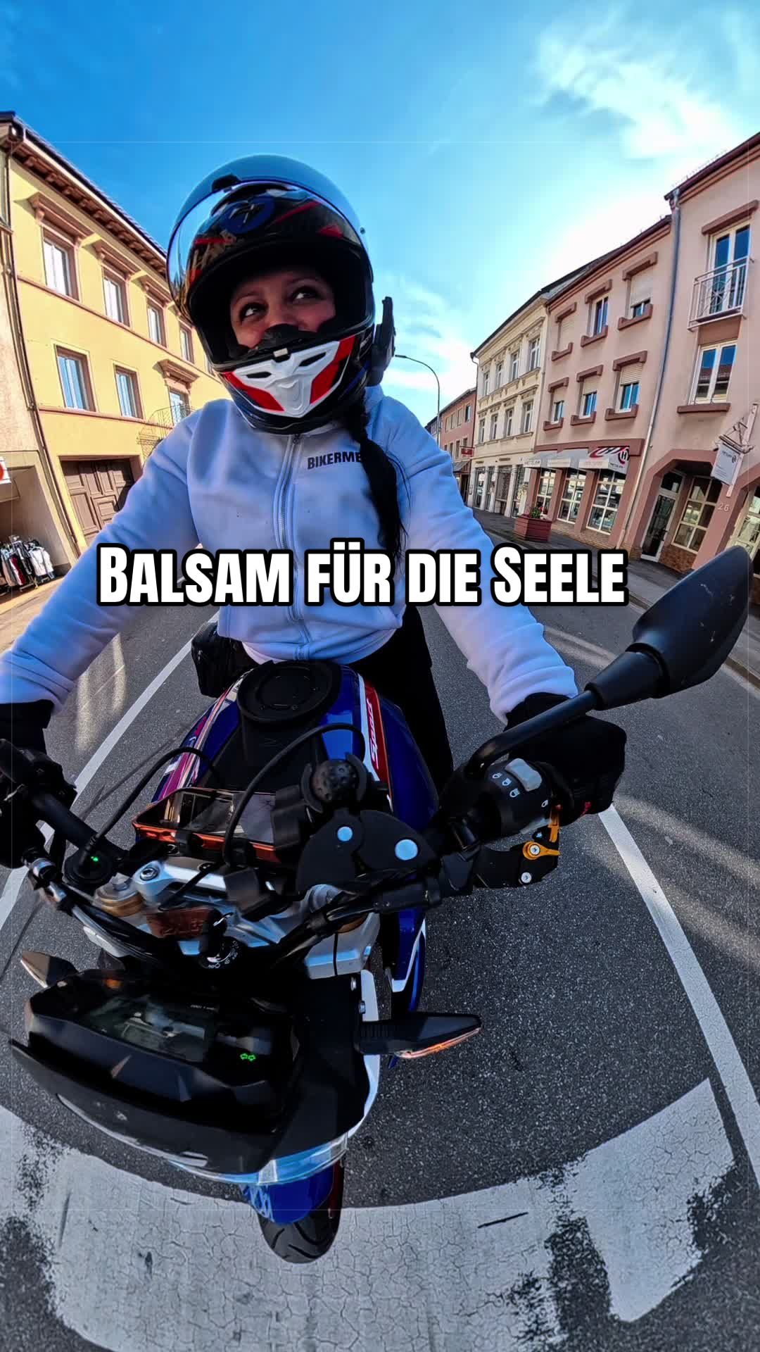 @BikerMeike🦋