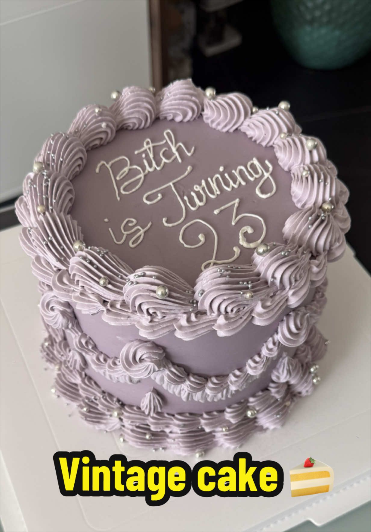 @EpicSweetCakes