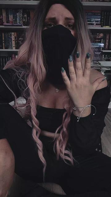 @Cami 🖤