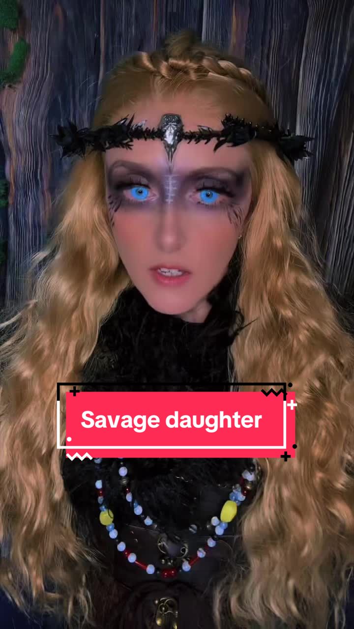 @Pixie_Scarlett