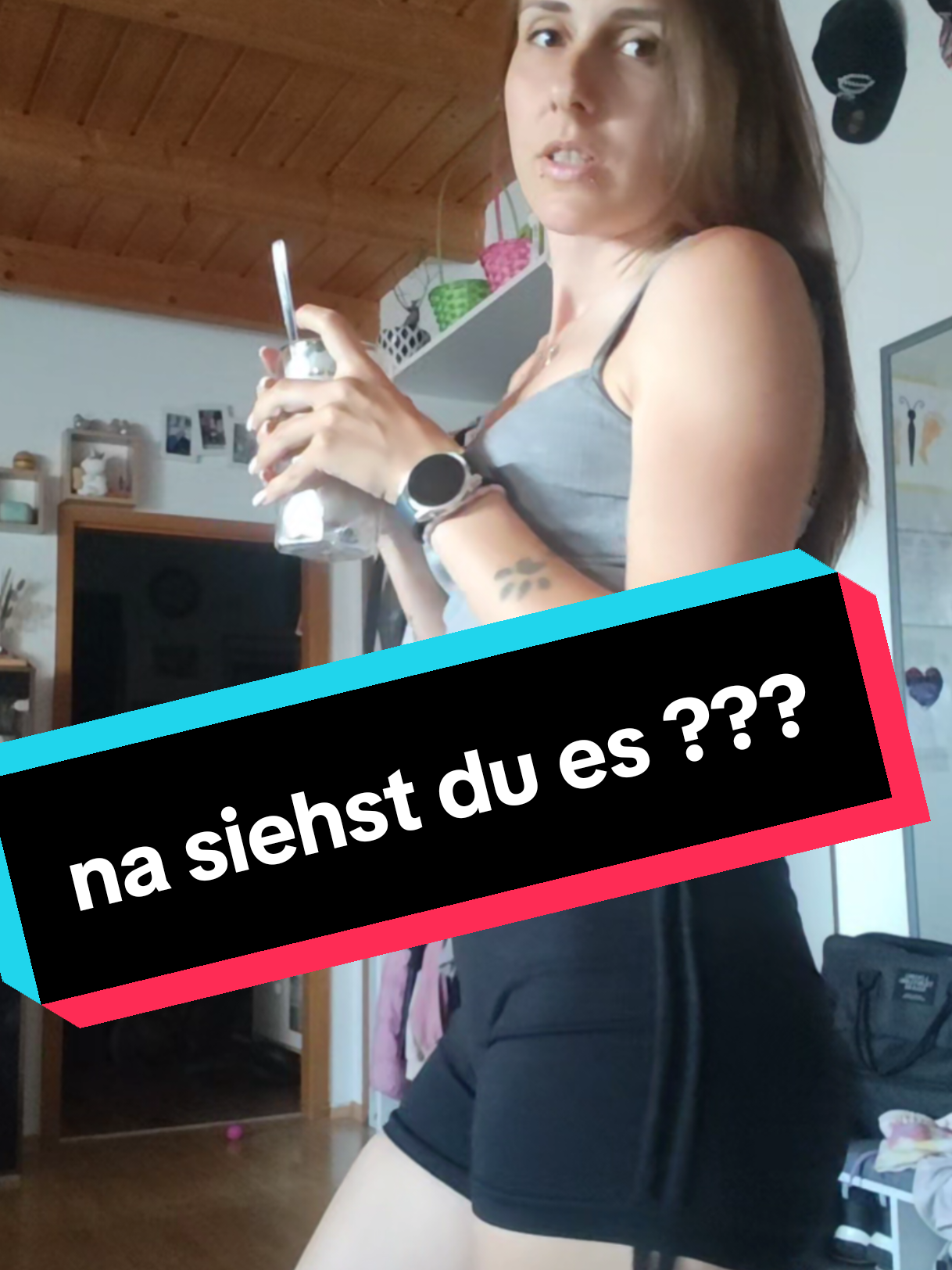@Angiie.Less_Jay