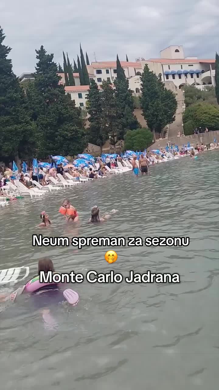 @🙋🏻&zwj;♀️ Hercegovka