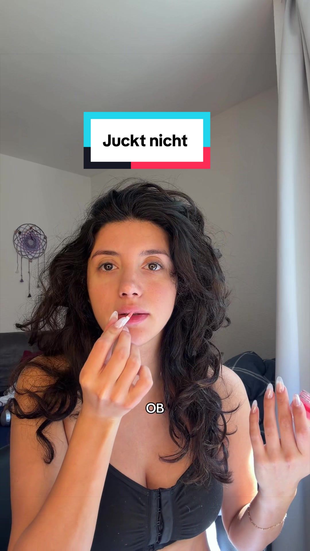 @Ella