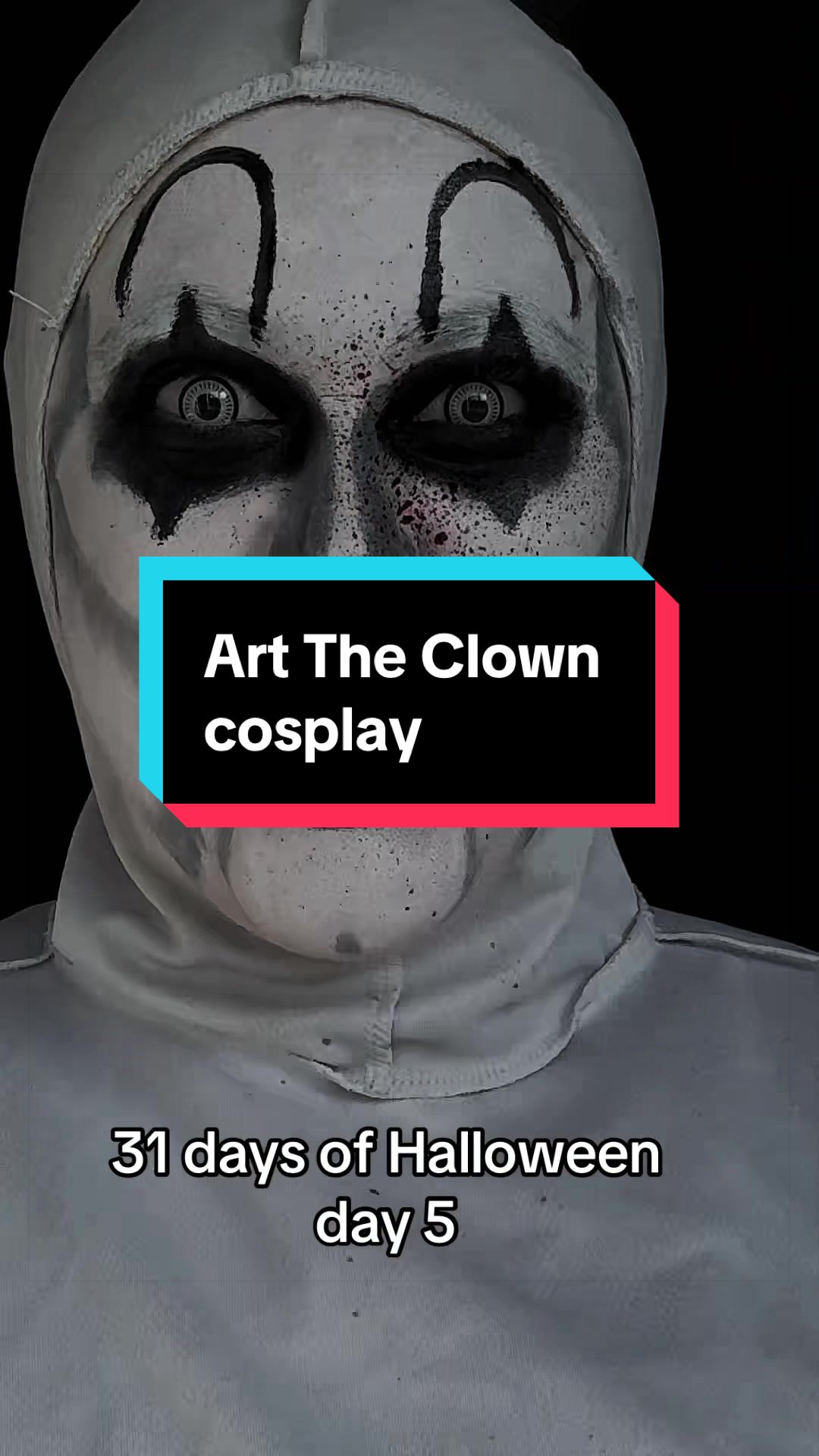 @Karladoescosplayandmakeup