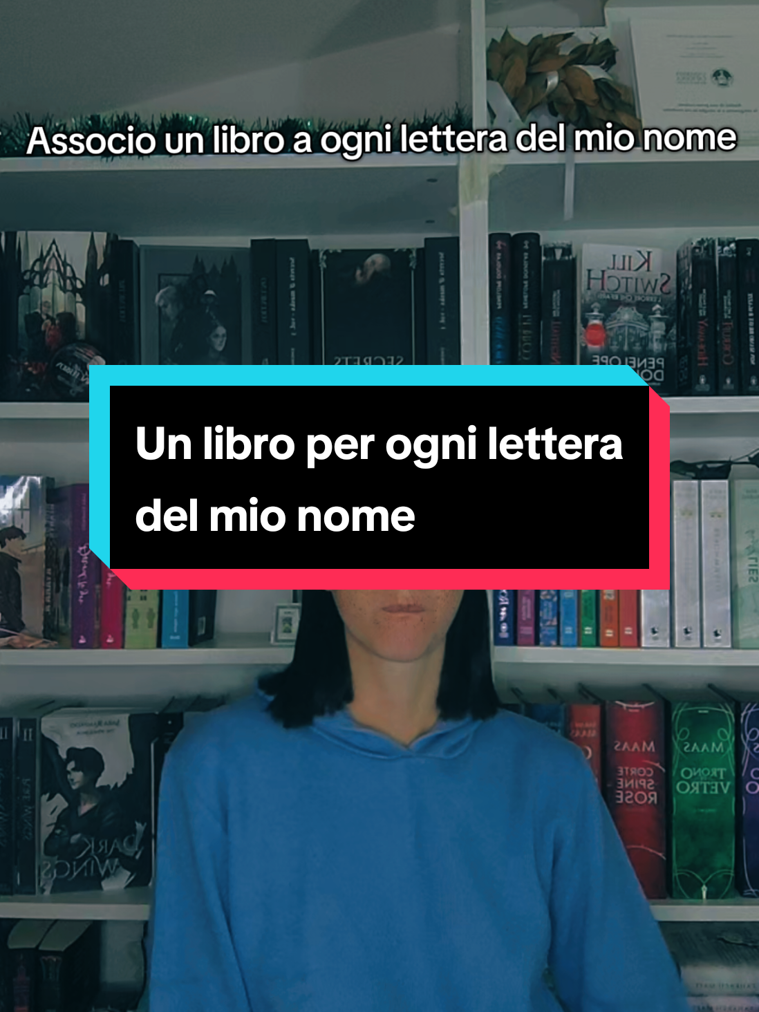 @_lacortedeilibri 🍸🐝