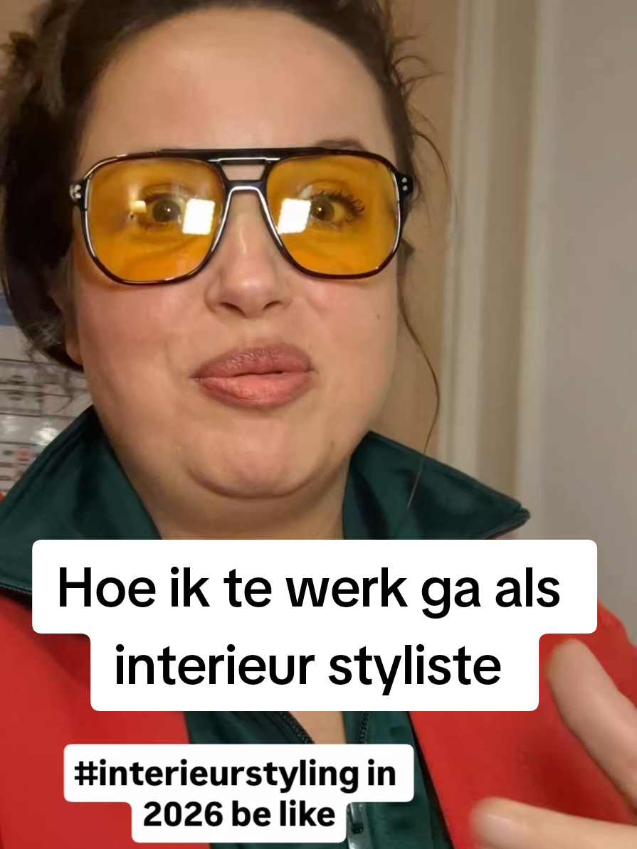 @Elvira Semovic | Comedian
