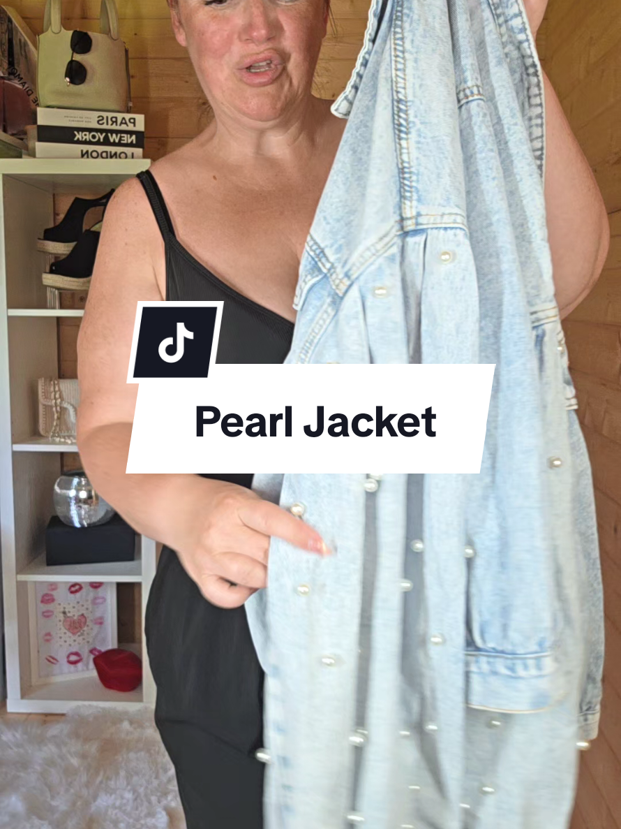 @Becky | Fashion ✨ Beauty