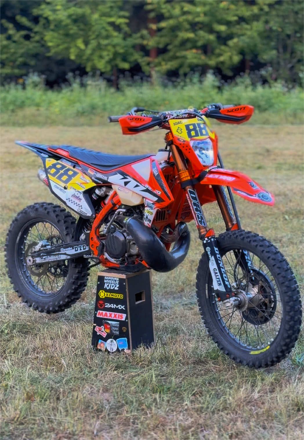 @Joni_moto