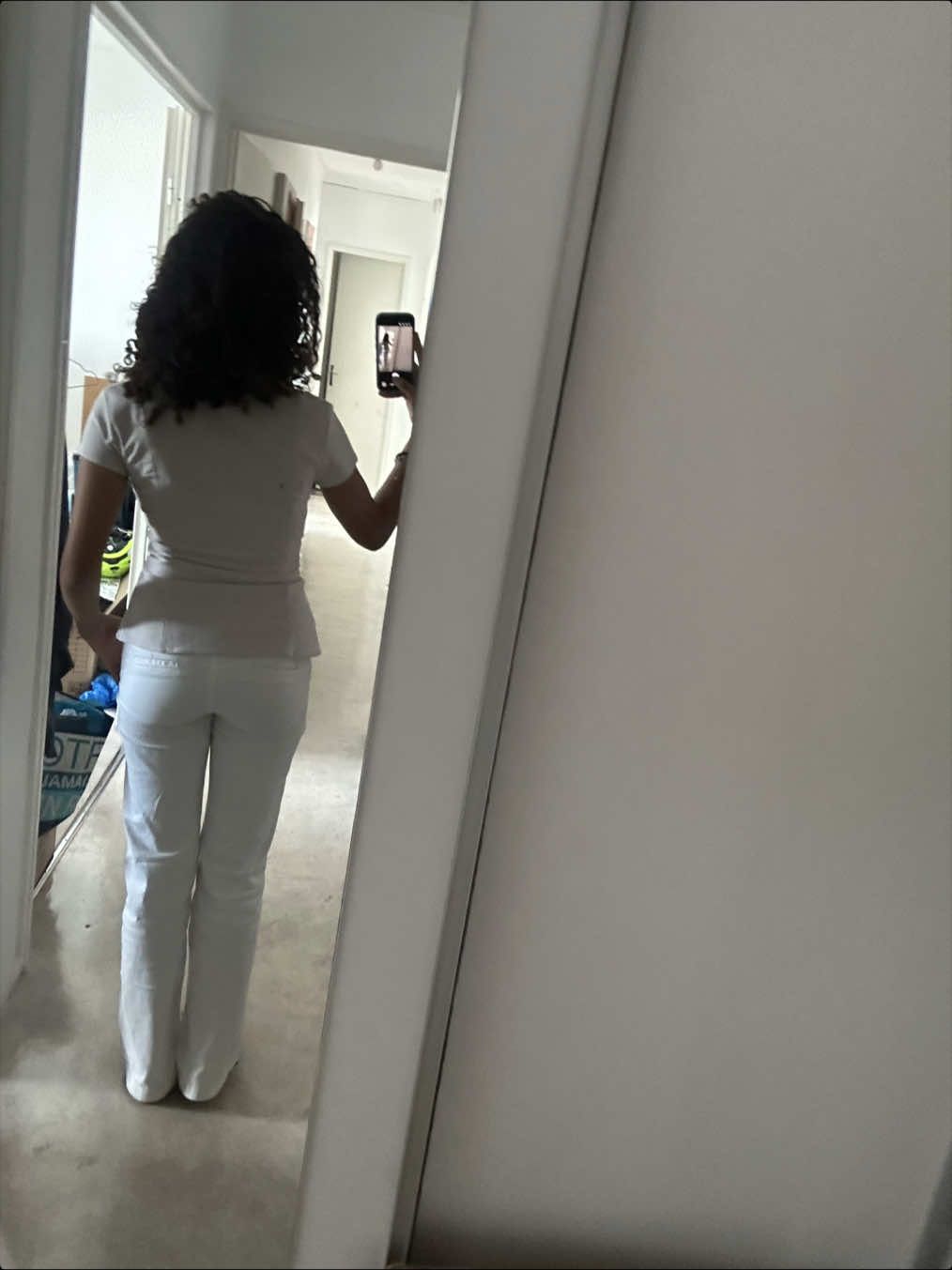 @rylerglow
