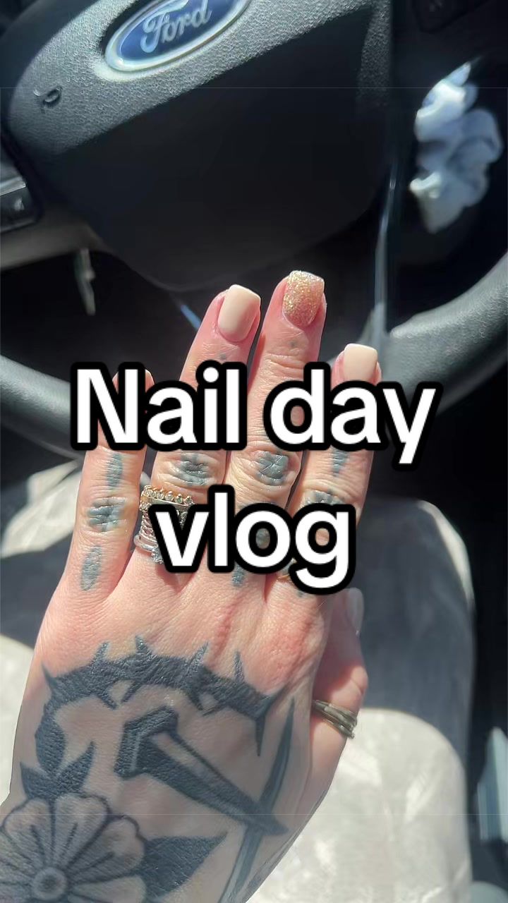 @𝖊𝖒𝖒𝖆