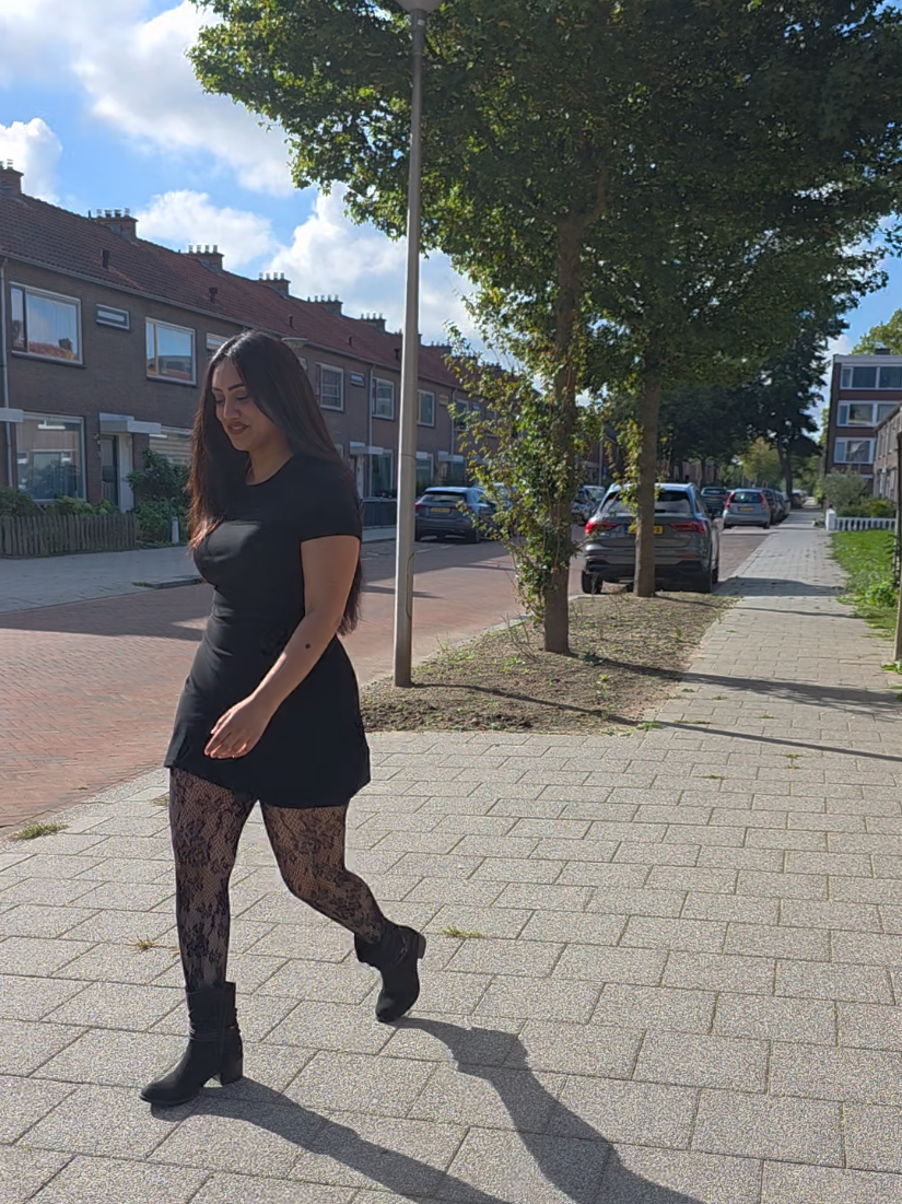 @𝑰𝑨𝑴𝑻𝑯𝑬𝑨𝑪𝑻𝑹𝑬𝑺𝑺