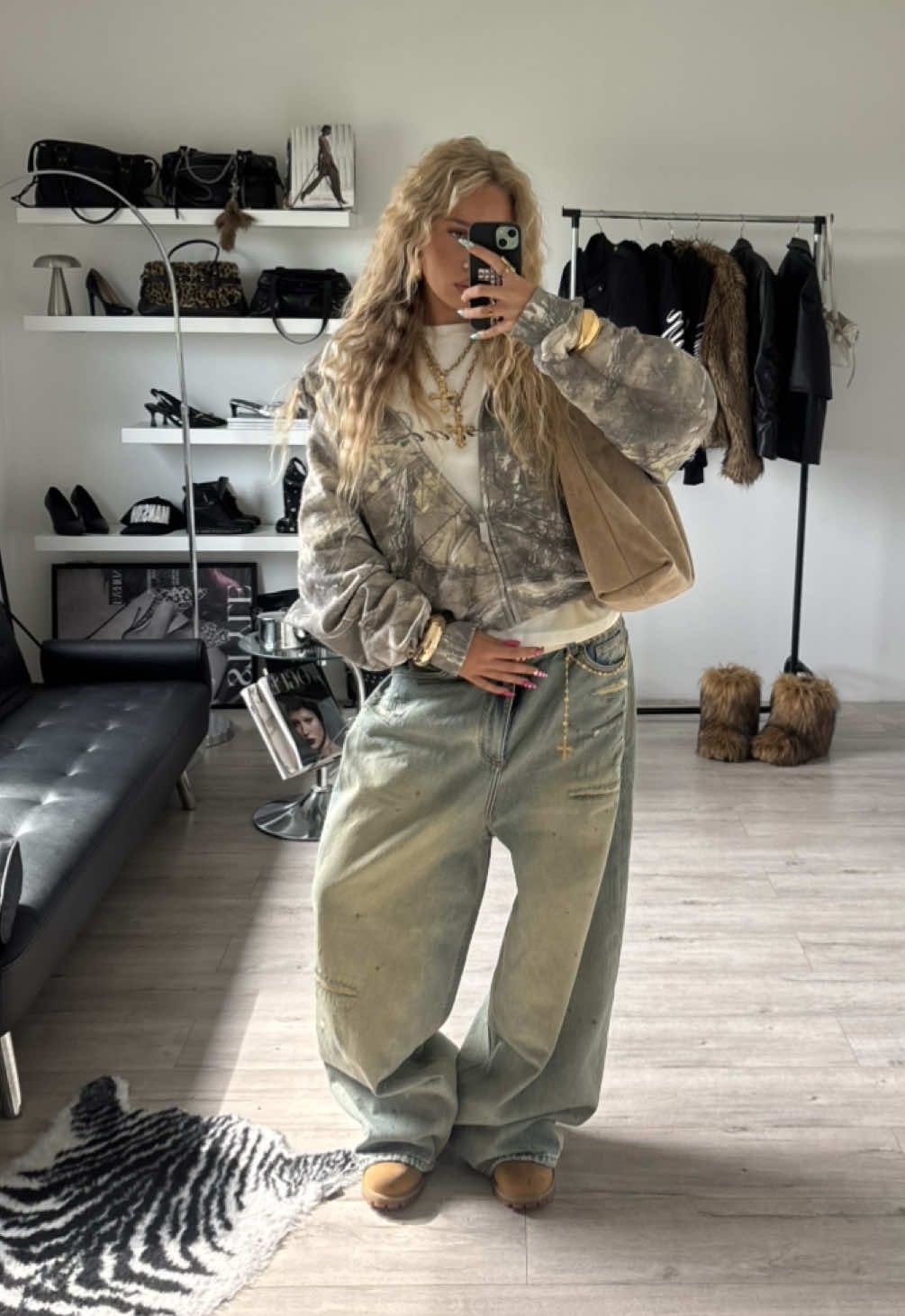 @Ig: em_lka.a